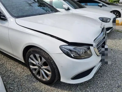 2019 Mercedes-Benz E 300 WDDZF4KB3KA588202 VIN:WDDZF4KB3KA588202