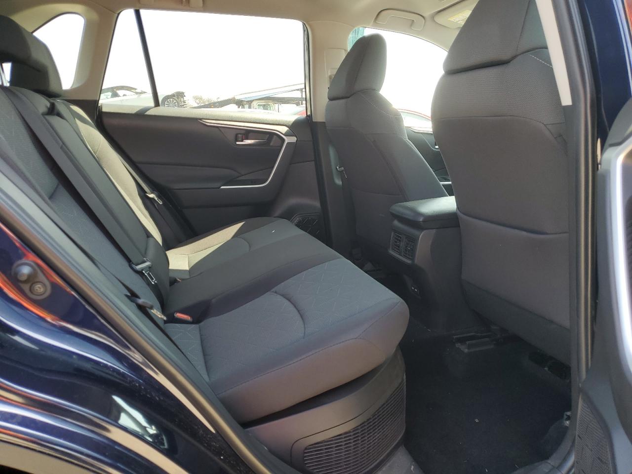 2023 TOYOTA RAV4 XLE VIN:4T3RWRFV2PU084759
