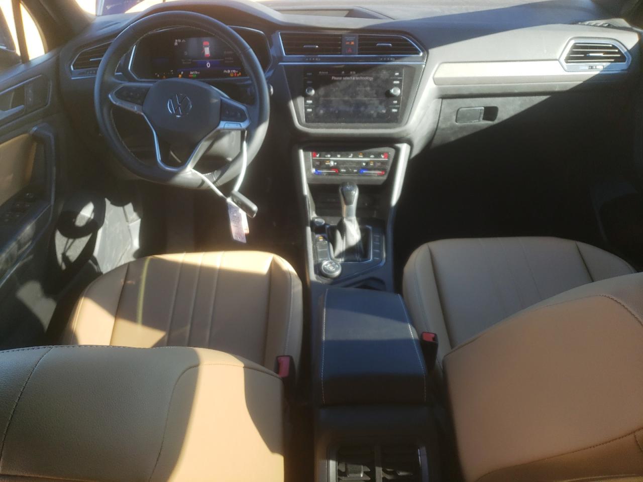 2022 VOLKSWAGEN TIGUAN SE VIN:3VV2B7AX4NM104942