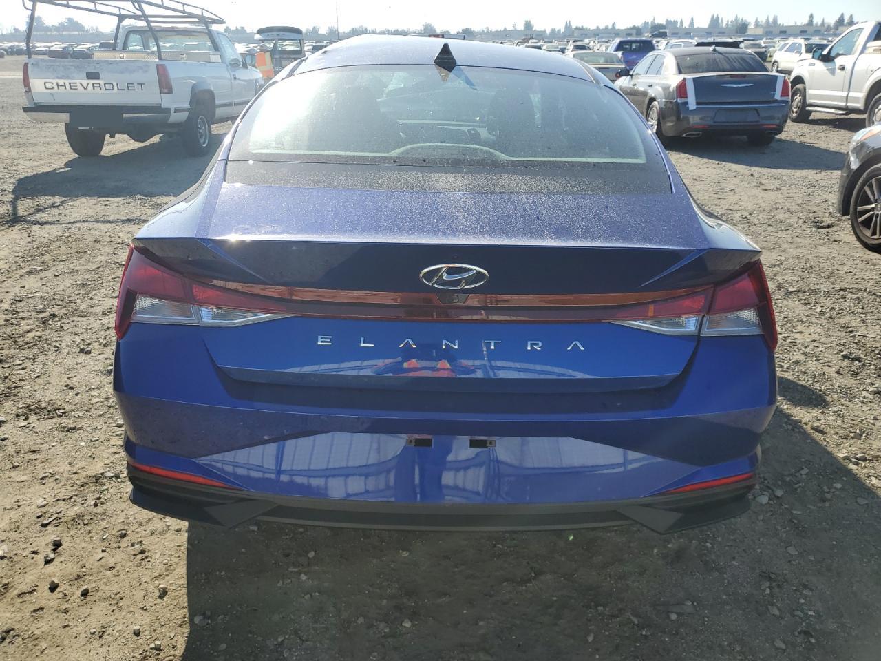 2023 HYUNDAI ELANTRA SEL VIN:5NPLM4AG1PH105213