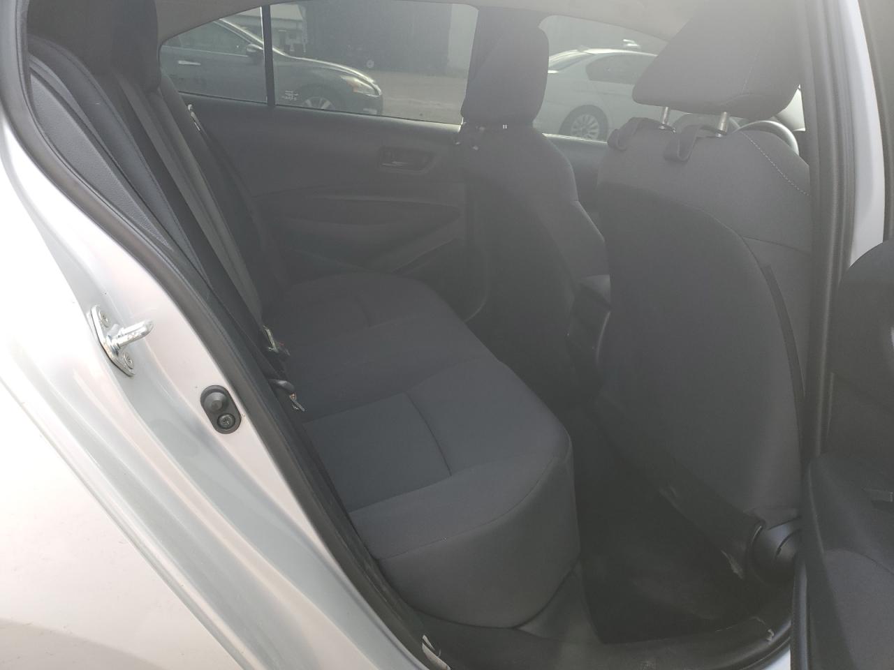 2022 TOYOTA COROLLA LE VIN:5YFEPMAE8NP326936