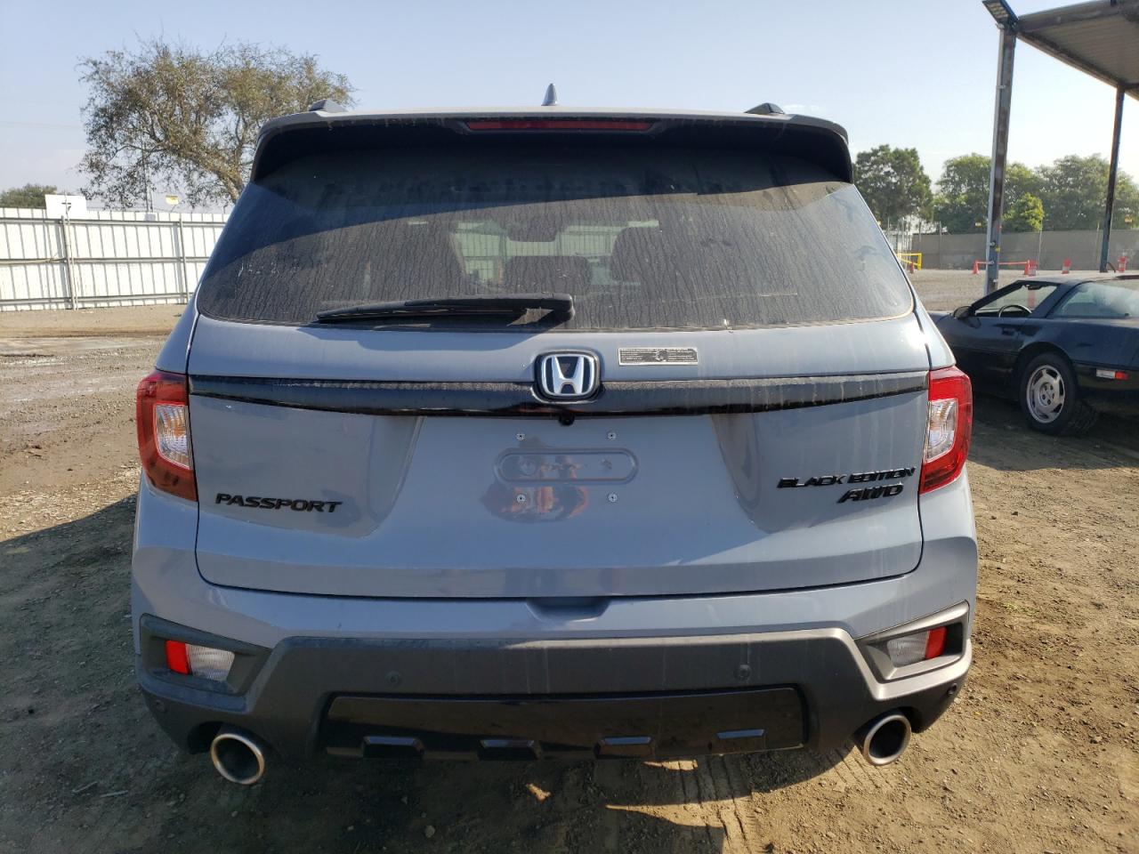 2024 HONDA PASSPORT BLACK EDITION VIN:5FNYF8H84RB009762