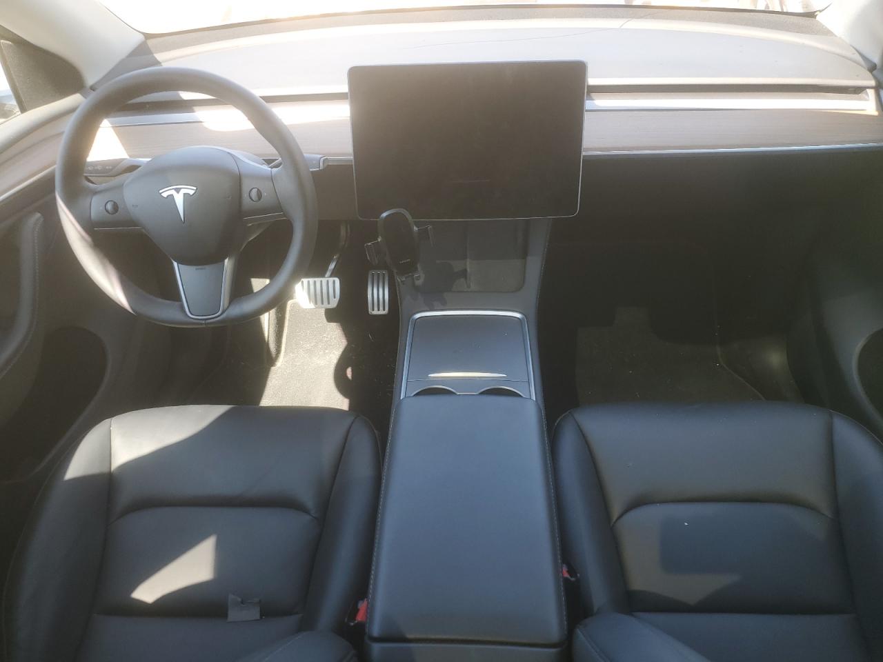 2022 TESLA MODEL Y  VIN:7SAYGDEF5NF564323