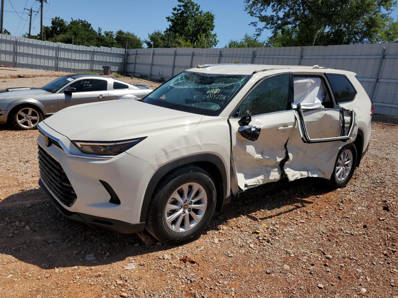 2024 TOYOTA GRAND HIGHLANDER XLE VIN:5TDAAAB5XRS025336
