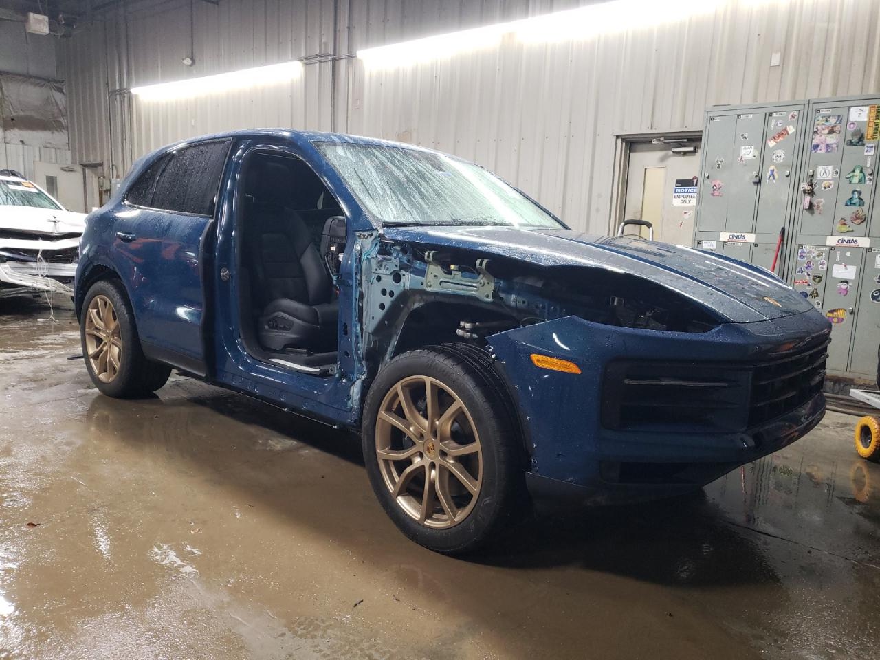 2024 PORSCHE CAYENNE  VIN:WP1AA2AY1RDA13085