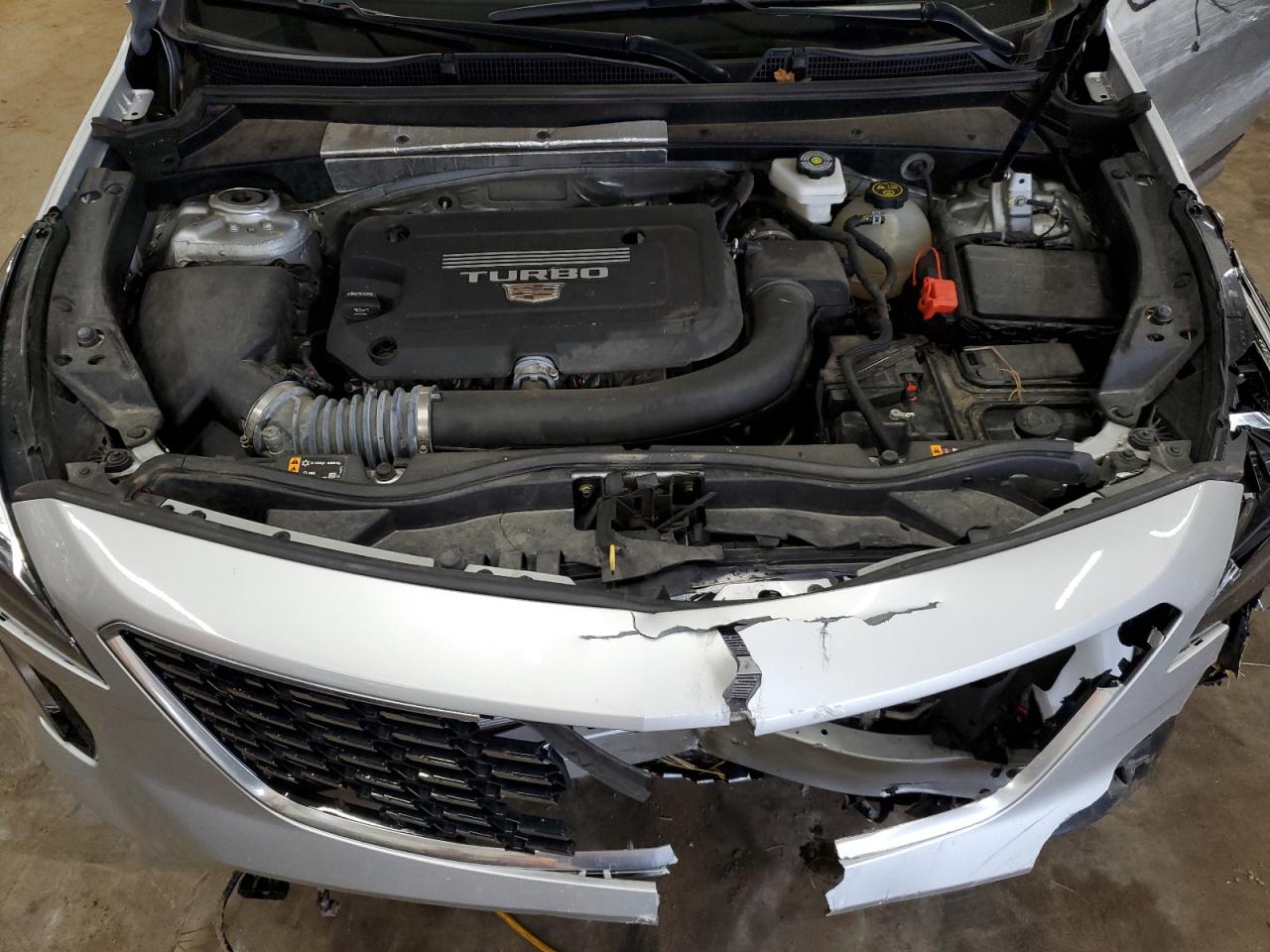2022 CADILLAC XT4 PREMIUM LUXURY VIN:1GYFZDR4XNF106645