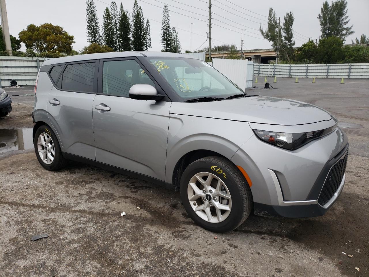 2023 KIA SOUL LX VIN:5NPEB4AC3EH933871