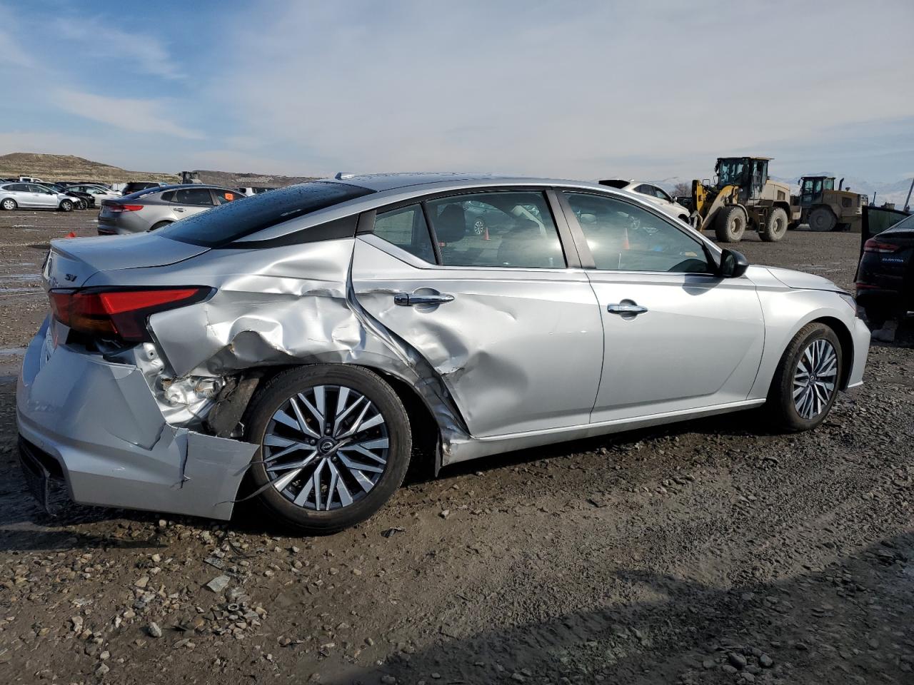 2024 NISSAN ALTIMA SV VIN:1N4BL4DV3RN302756