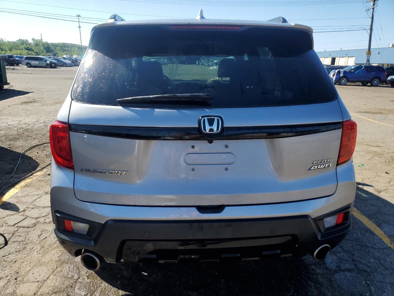 2022 HONDA PASSPORT ELITE VIN:5FNYF8H01NB015846