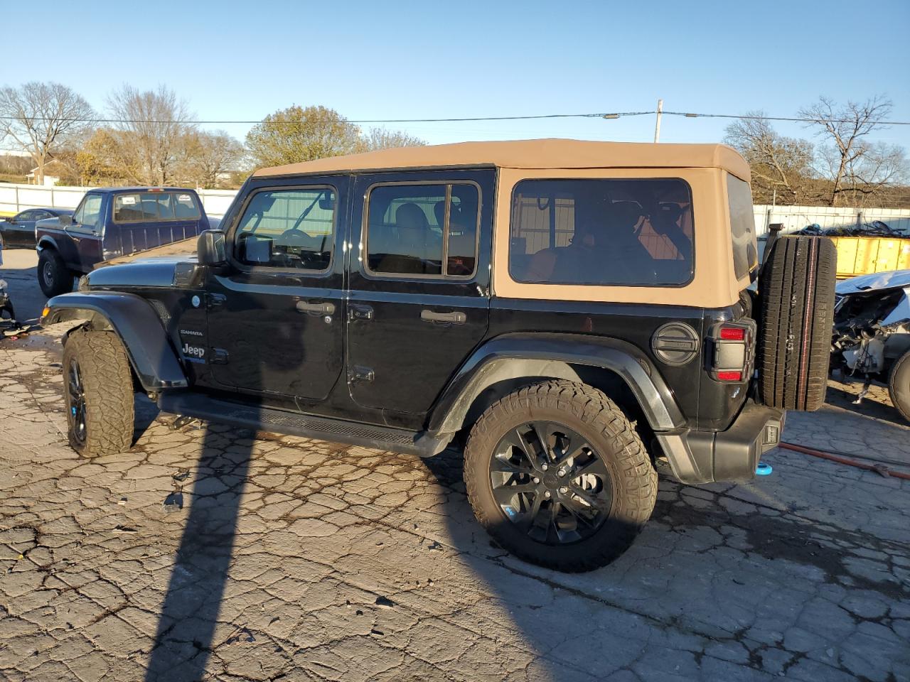 2022 JEEP WRANGLER UNLIMITED SAHARA 4XE VIN:1C4JJXP62NW279220