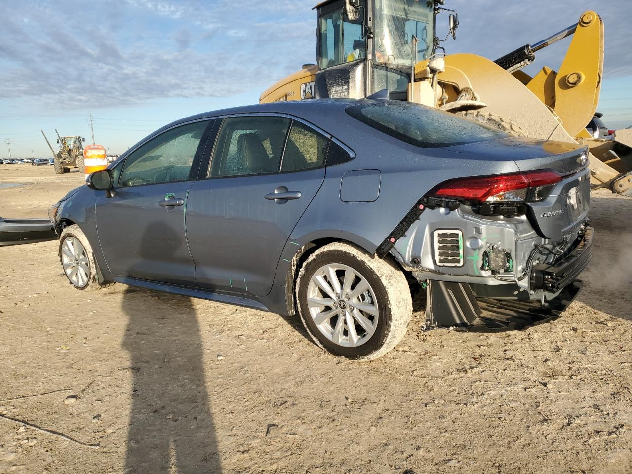 2024 TOYOTA COROLLA LE VIN:JTDBCMFEXRJ034576