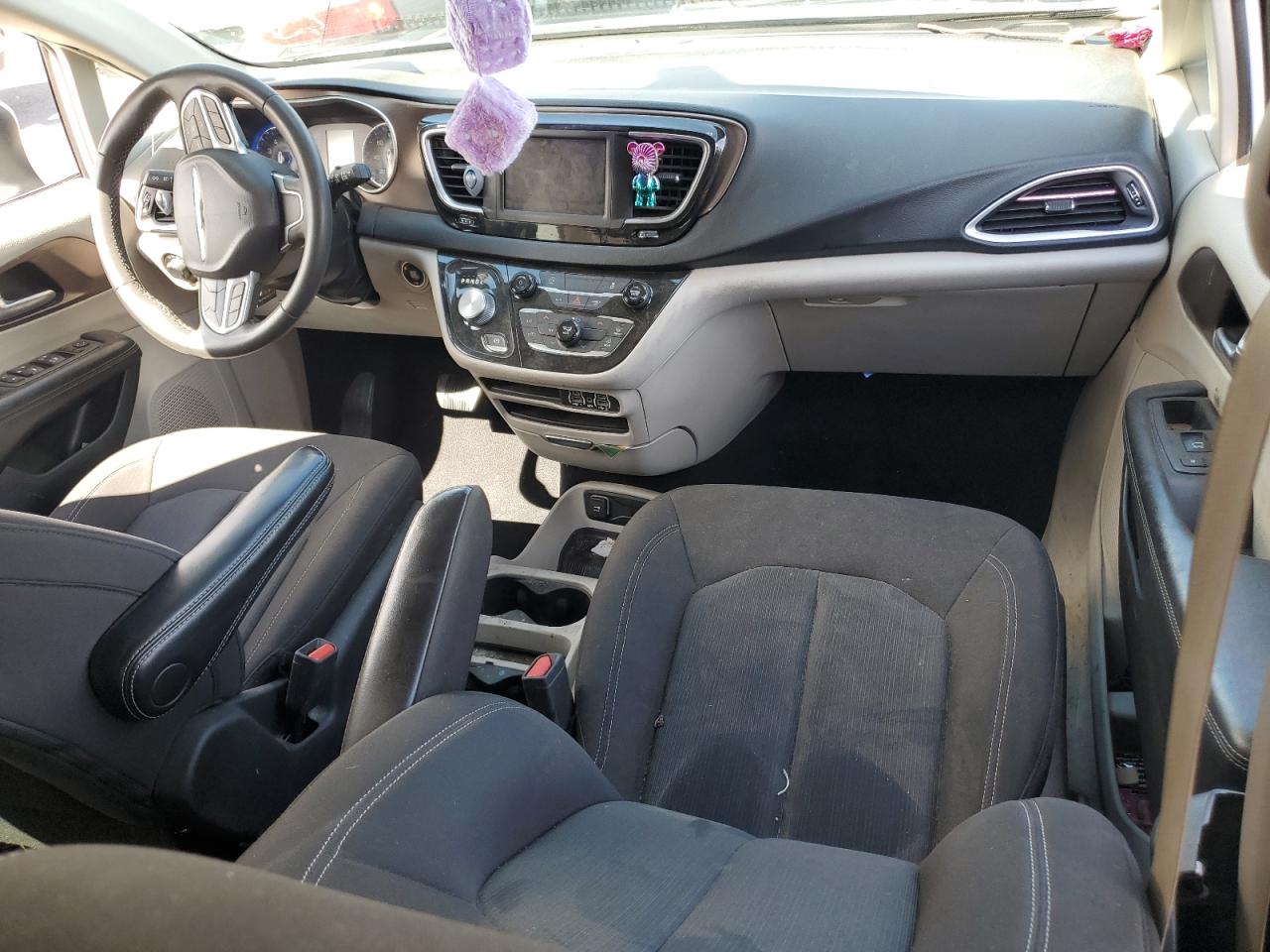 2022 CHRYSLER VOYAGER LX VIN:2C4RC1CG1NR203344