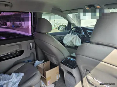 2016 Kia Carnival VIN: