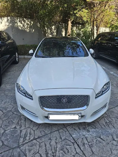 2018 Jaguar XJ SAJAA2292JNW16913 VIN:SAJAA2292JNW16913