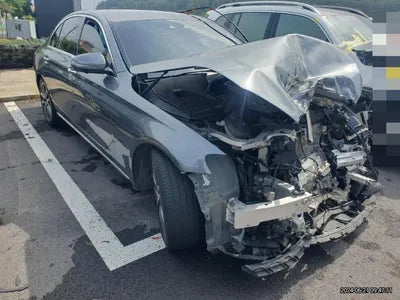 2016 Mercedes-Benz E 300 VIN: