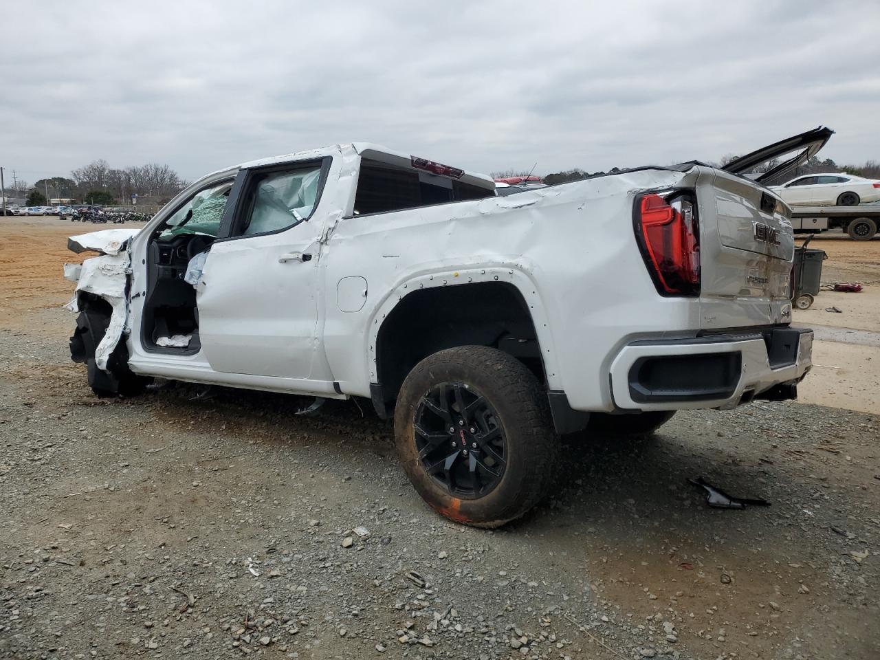 2023 GMC SIERRA K1500 AT4 VIN:1GCEK19T5YE311425
