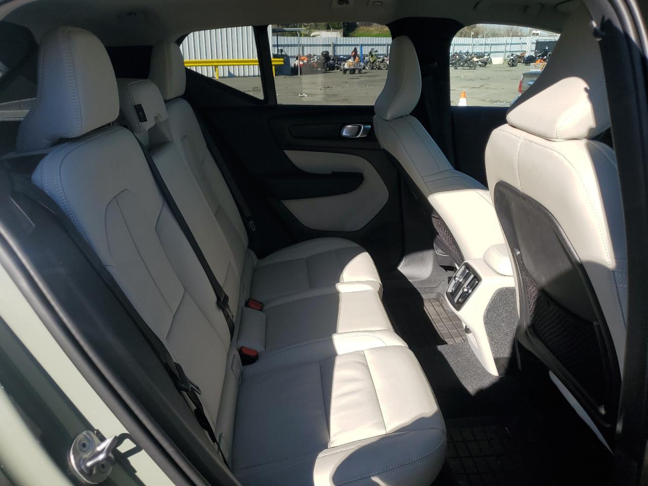 2024 VOLVO XC40 PLUS VIN:YV4L12UL7R2372833