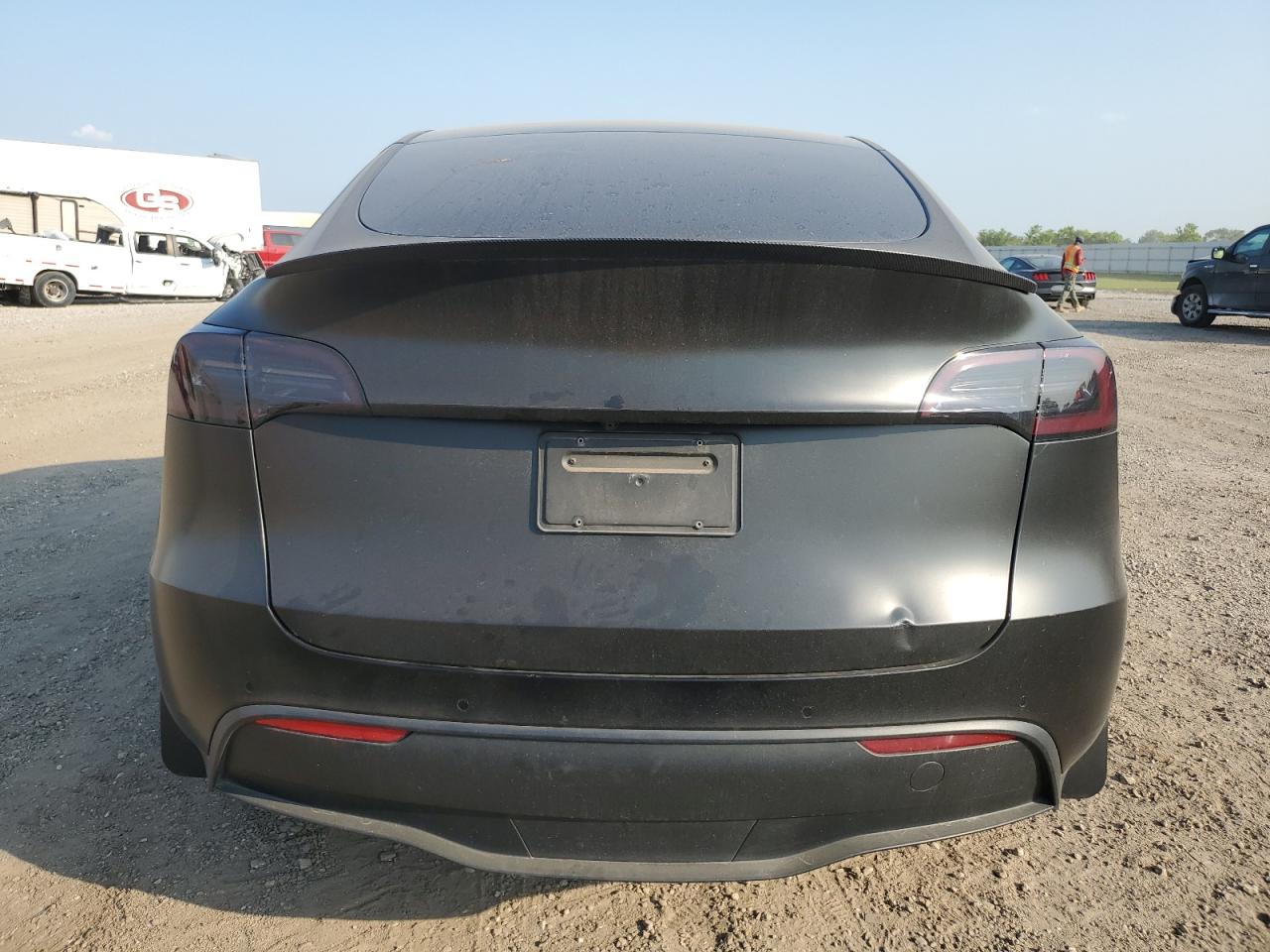 2022 TESLA MODEL Y  VIN:7SAYGDEE3NF412757