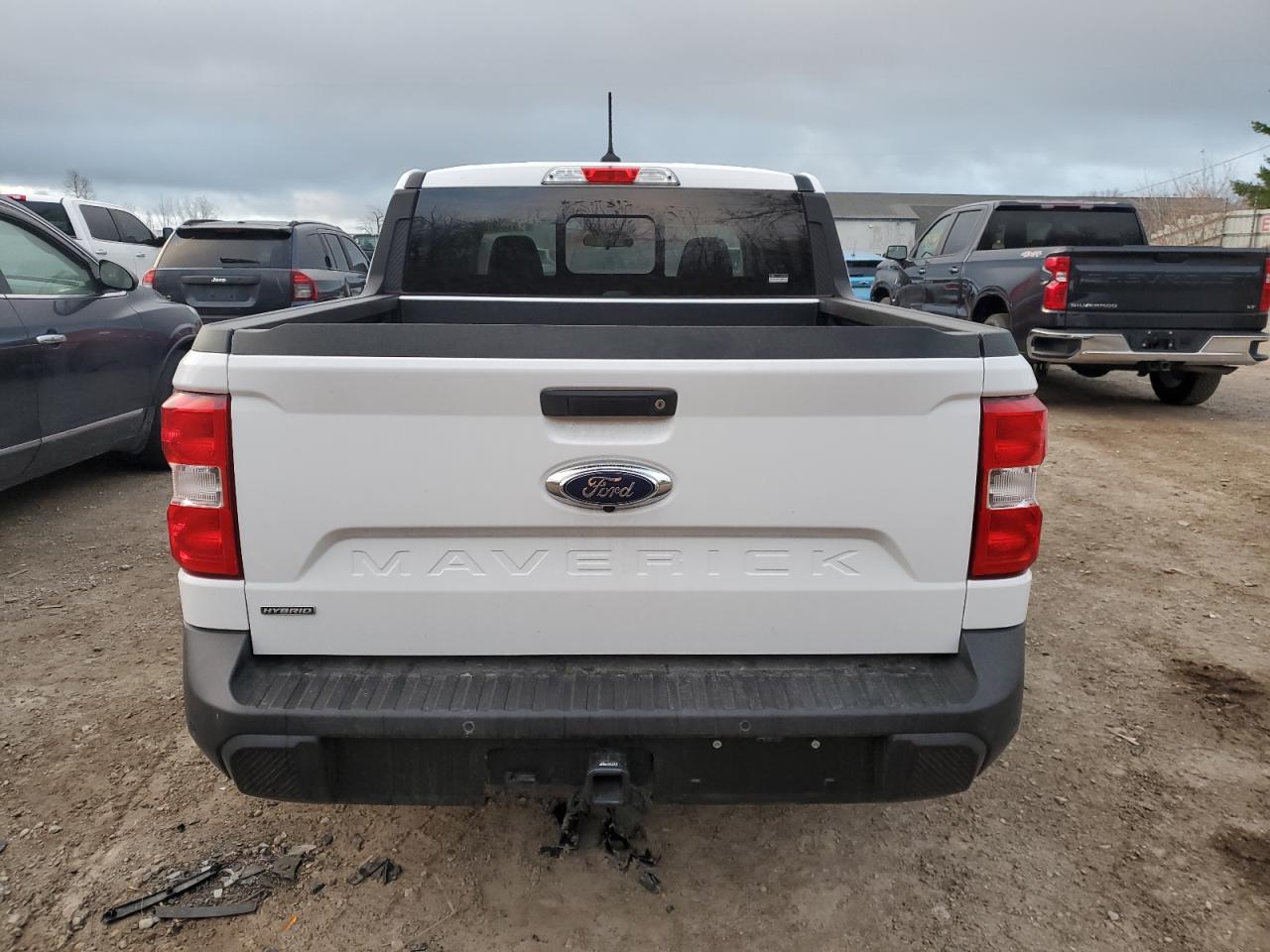 2024 FORD MAVERICK LARIAT VIN:3FTTW8M30RRB13927
