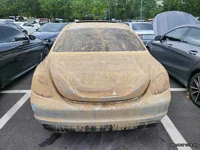 2016 Mercedes-Benz C 200 NONE VIN: