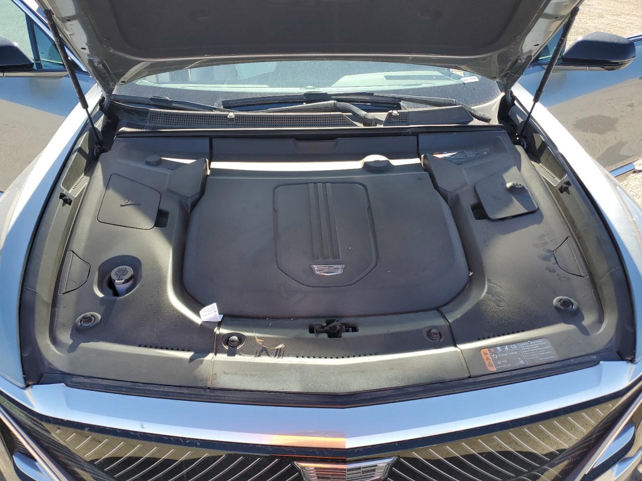 2024 CADILLAC LYRIQ LUXURY VIN:1GYKPRRK3RZ109844