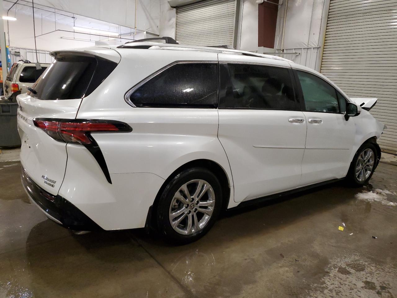 2023 TOYOTA SIENNA LIMITED VIN:5TDESKFC4PS082853
