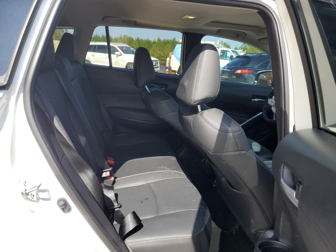 2023 TOYOTA COROLLA CROSS XLE VIN:7MUDAAAG3PV043549