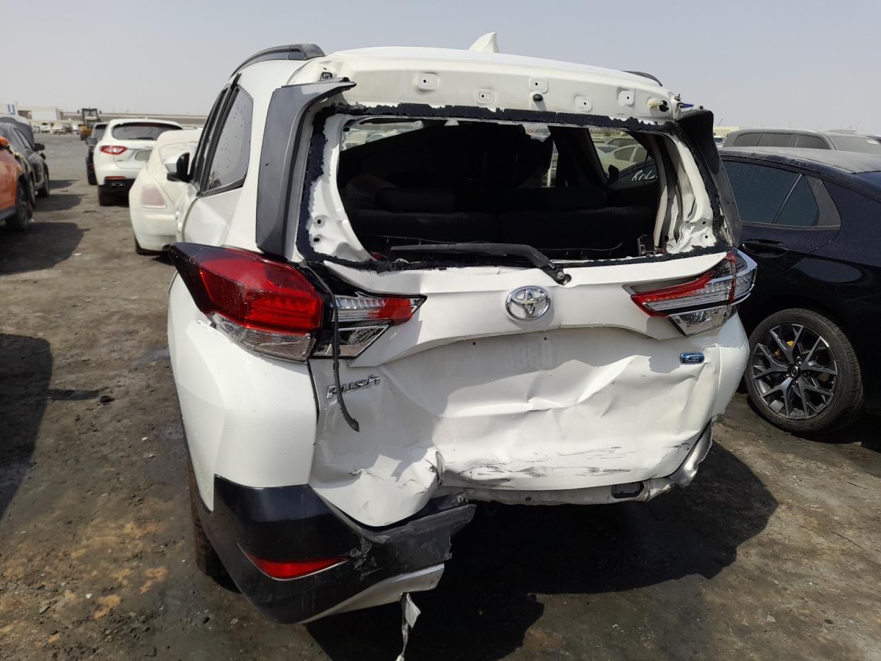 2020 TOYOTA RUSH VIN:MHKEF8BF1LK******