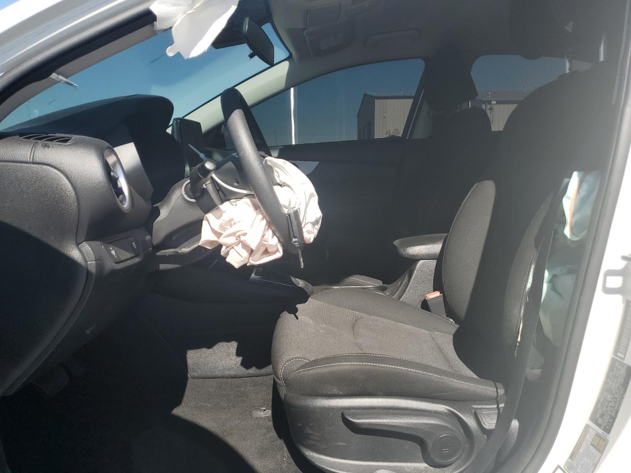 2023 KIA FORTE LX VIN:3KPF24AD2PE637602