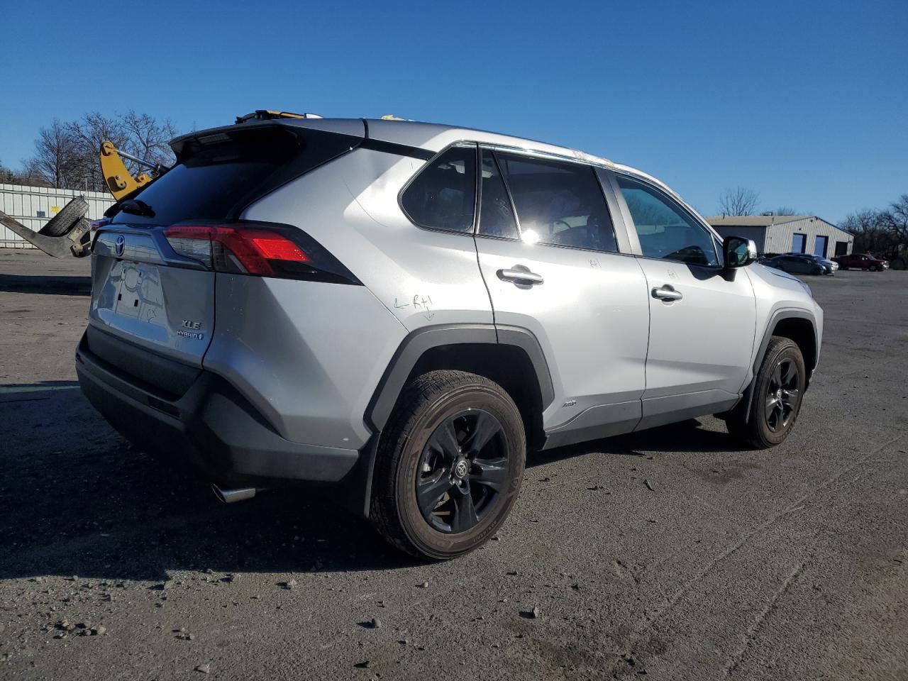 2024 TOYOTA RAV4 XLE VIN:2T3RWRFV5RW192330