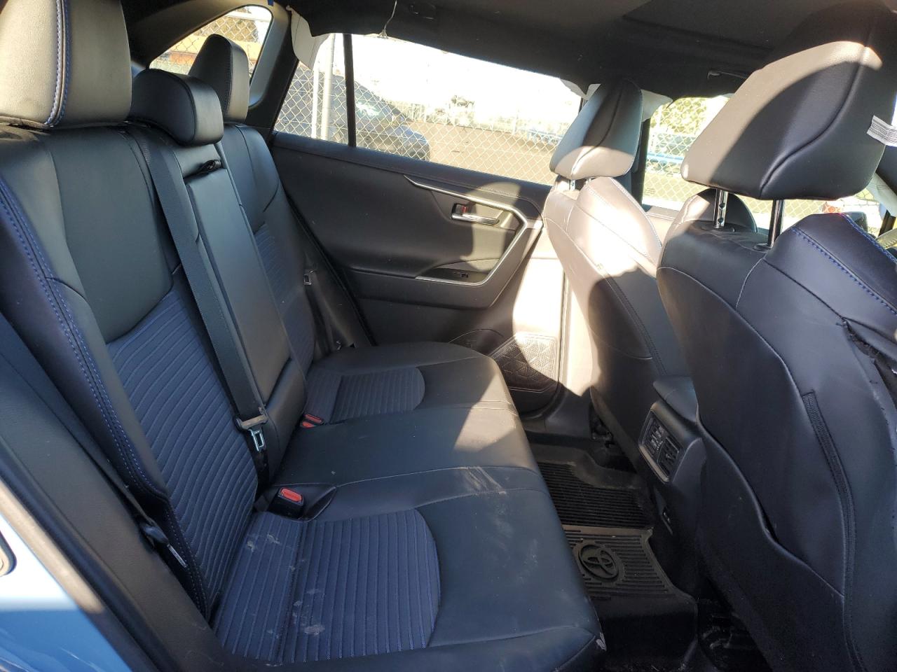 2022 TOYOTA RAV4 XSE VIN:2T3E6RFV1NW036021