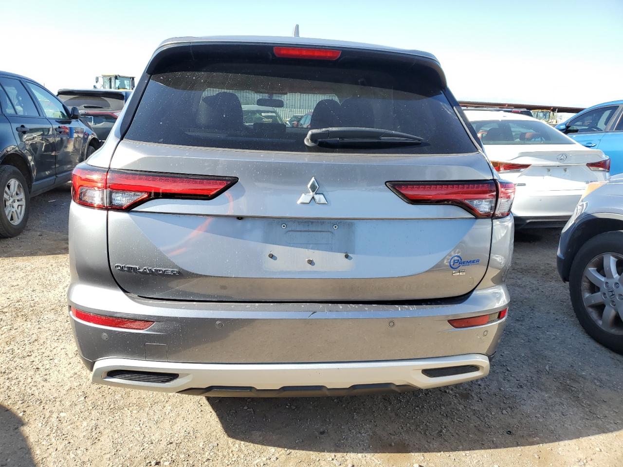 2022 MITSUBISHI OUTLANDER SE VIN:JA4J3UA81NZ026031