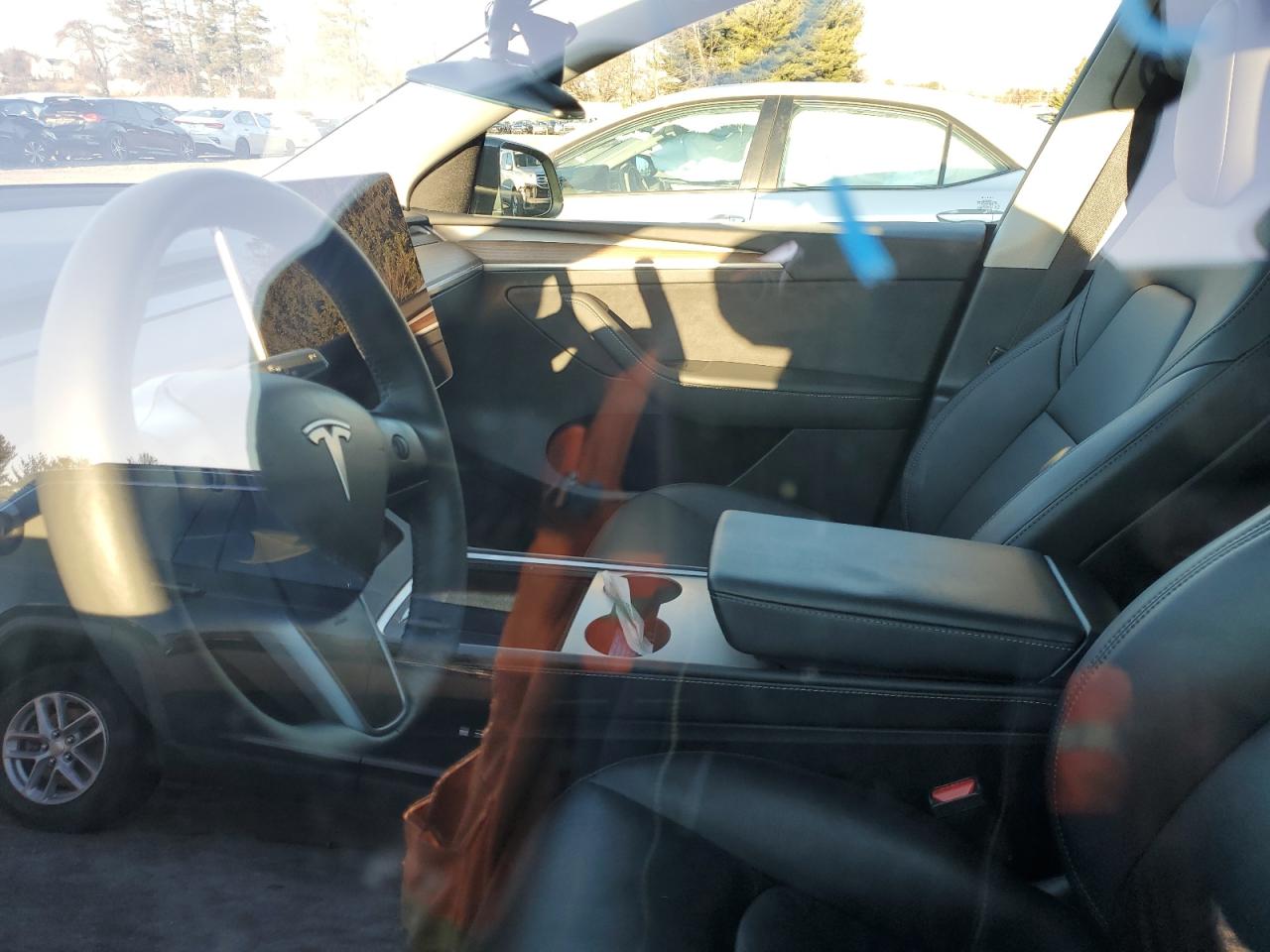 2024 TESLA MODEL Y  VIN:7SAYGDED9RF092986