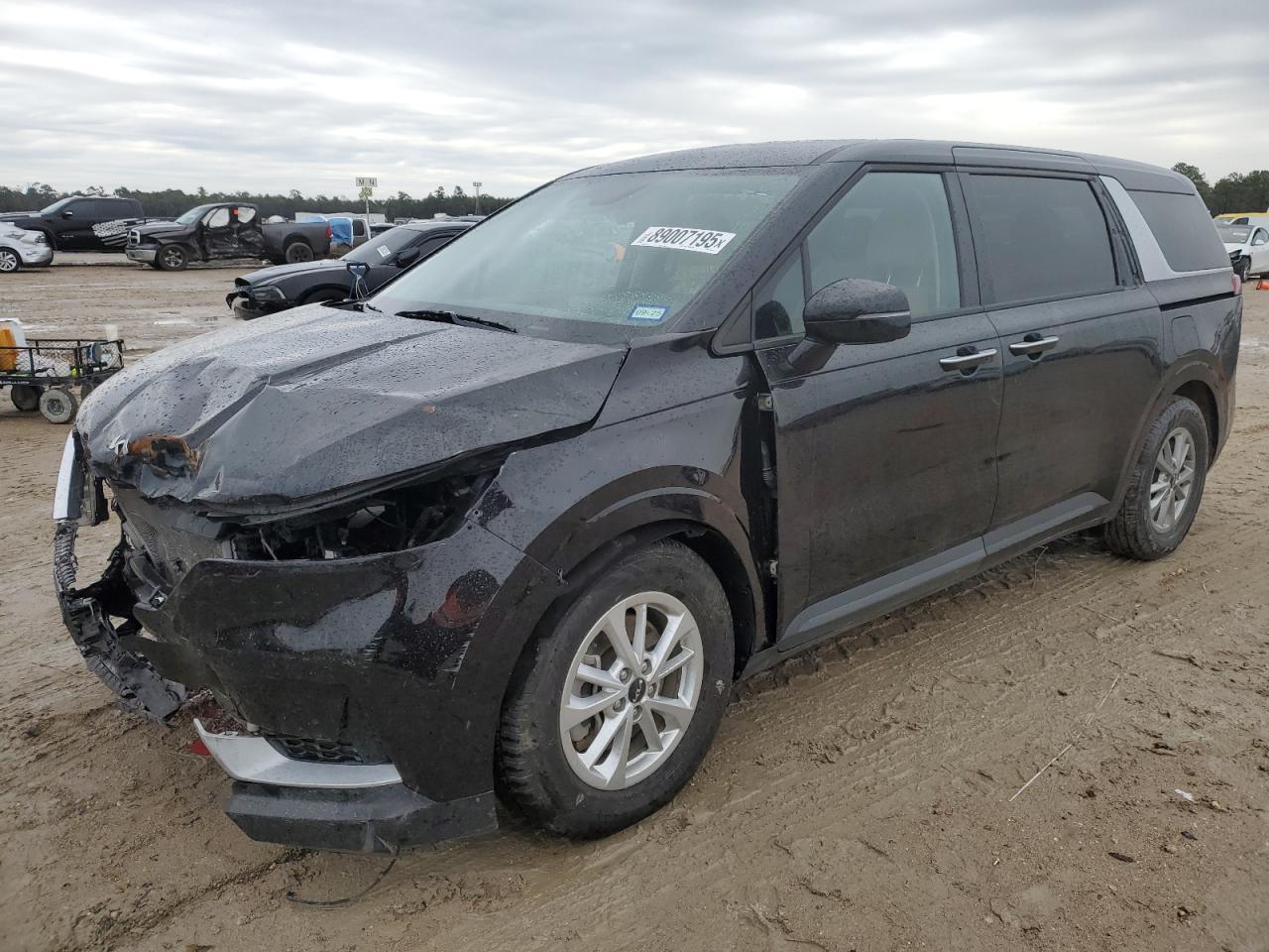 2022 KIA CARNIVAL LX VIN:KNDNB4H31N6136308