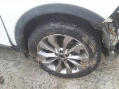 2019 Kia Sorento KNAPH81BDKA479311 VIN:KNAPH81BDKA479311