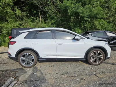 2023 Audi e-tron VIN: