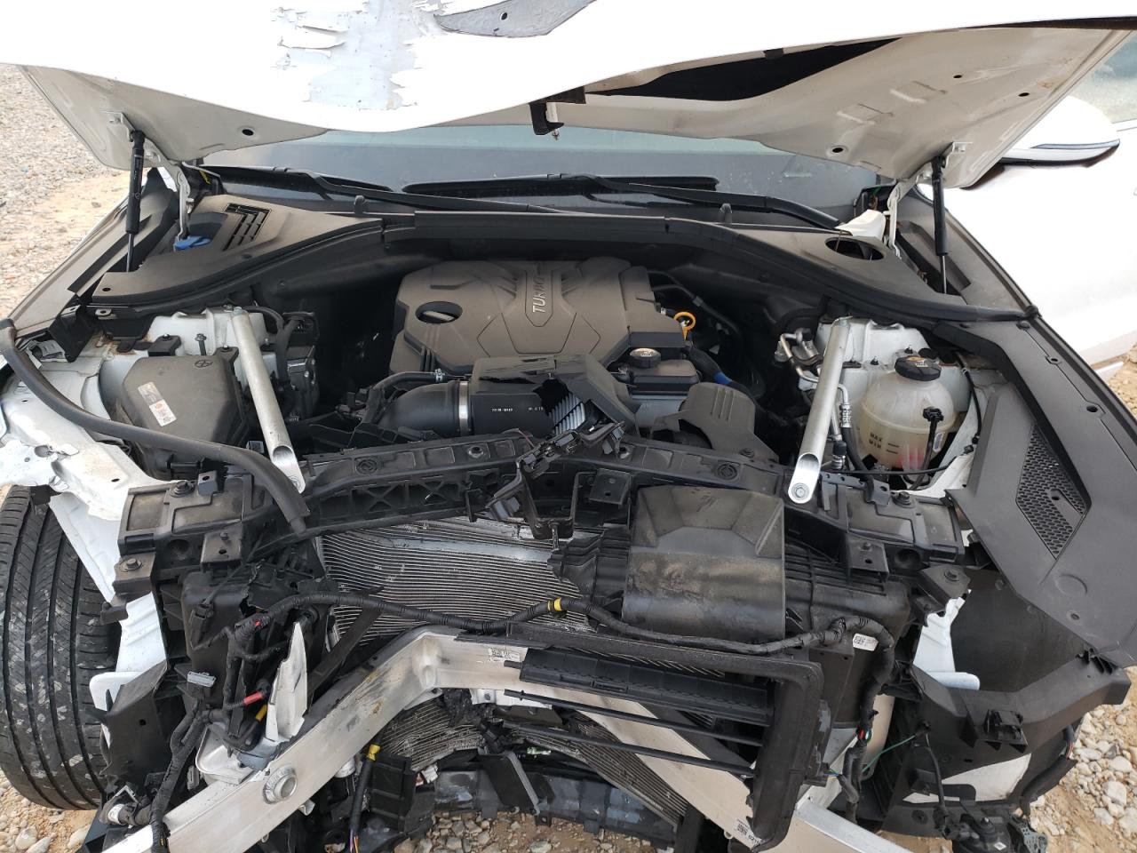 2022 GENESIS GV70 BASE VIN:KMUMADTB4NU061075