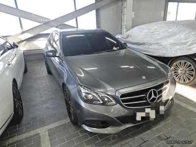 2015 Mercedes-Benz E 220 VIN: