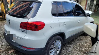 2015 Volkswagen Tiguan 000KMWVGZZZ5NZFW5 VIN:000KMWVGZZZ5NZFW5
