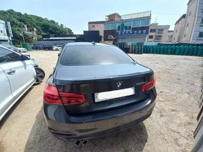 2016 BMW 320 WBA8C5102GK635755 VIN:WBA8C5102GK635755