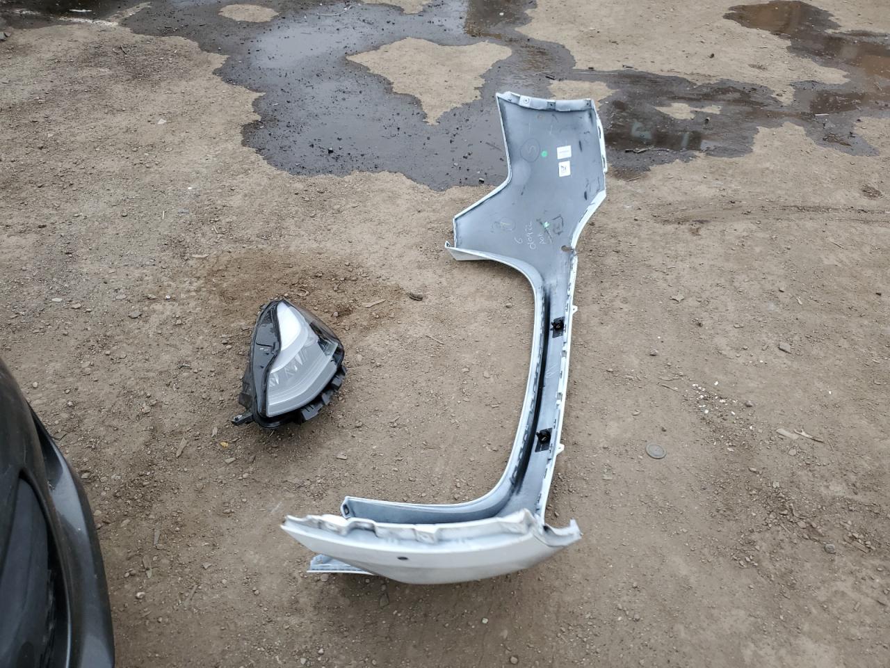 2022 TESLA MODEL Y  VIN:7SAYGDEE3NF561086