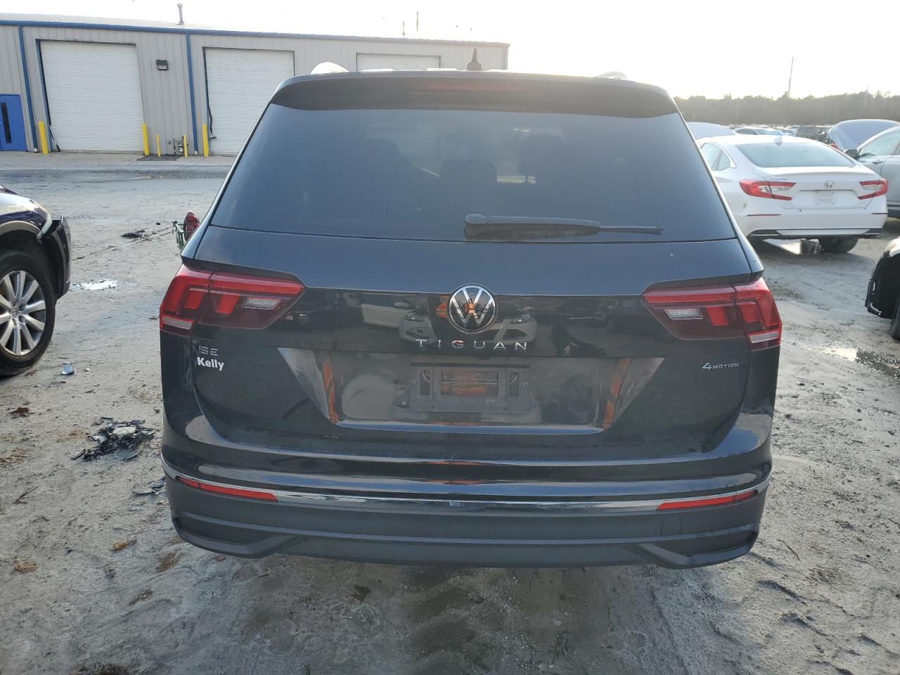 2022 VOLKSWAGEN TIGUAN SE VIN:3VV2B7AX7NM011039