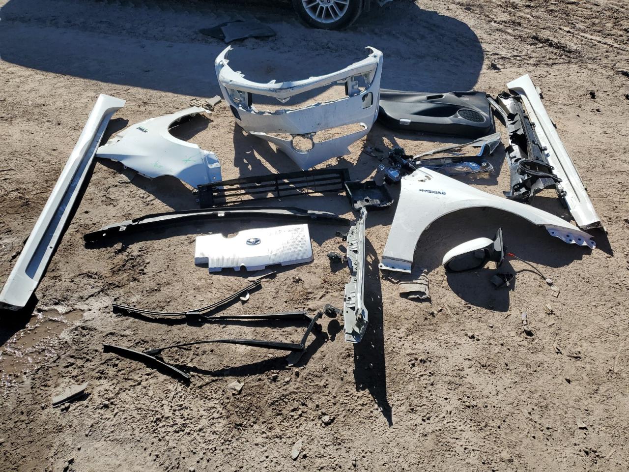 2022 TOYOTA PRIUS NIGHT SHADE VIN:JTDKAMFU2N3161172