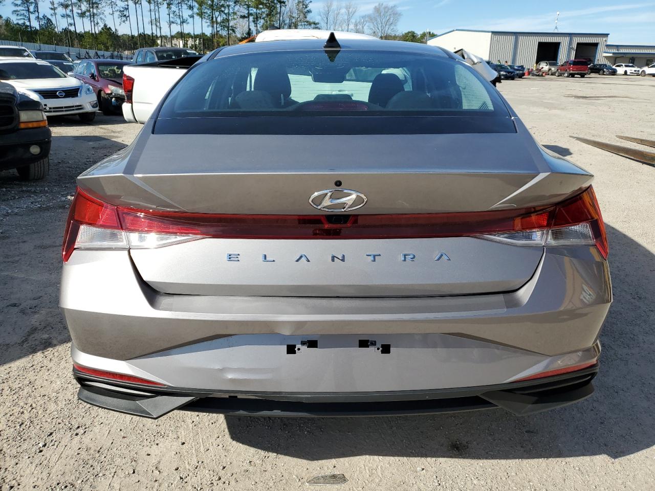 2023 HYUNDAI ELANTRA SEL VIN:KMHLM4AG0PU555095