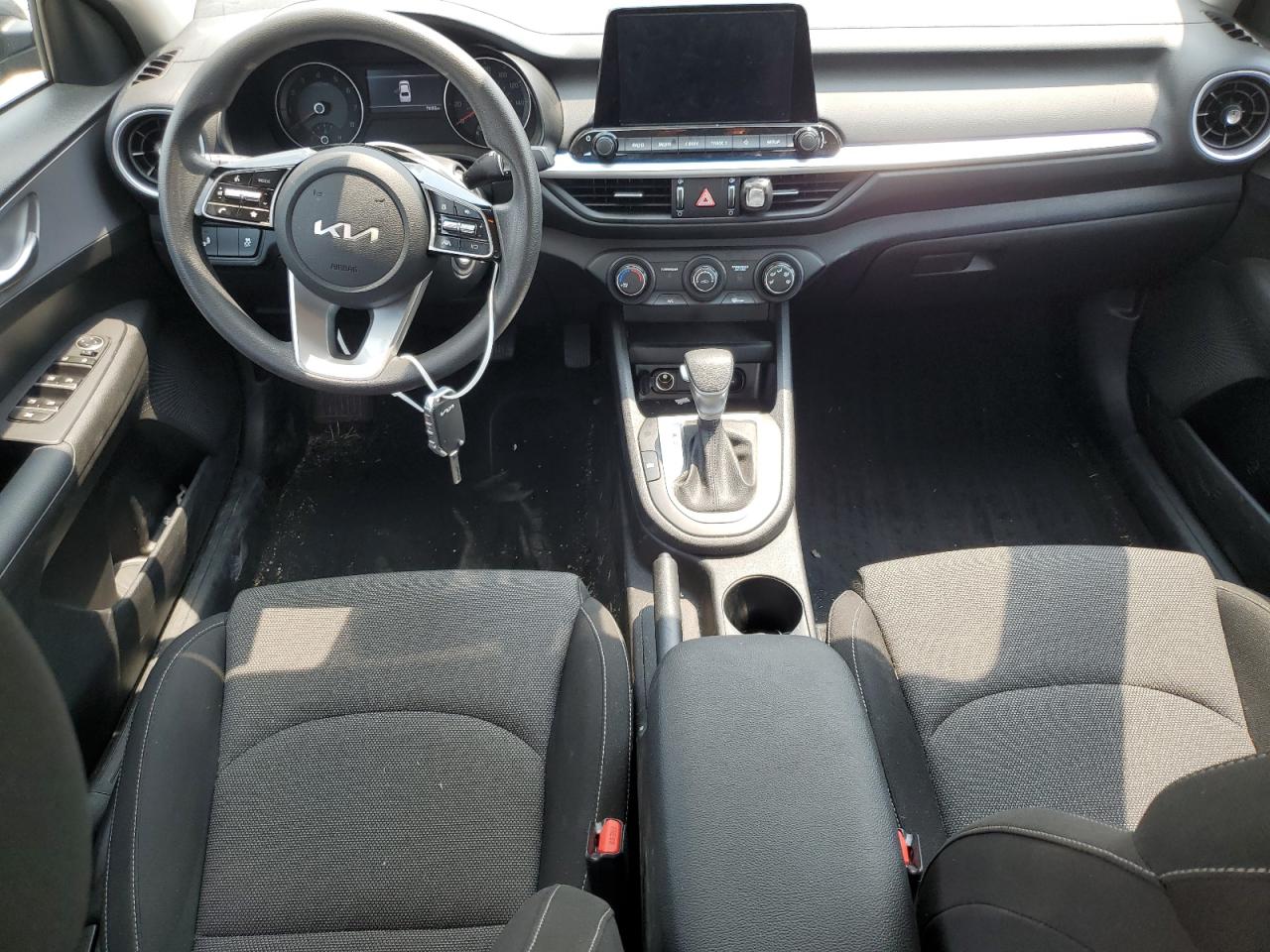 2023 KIA FORTE LX VIN:3KPF24AD9PE688109