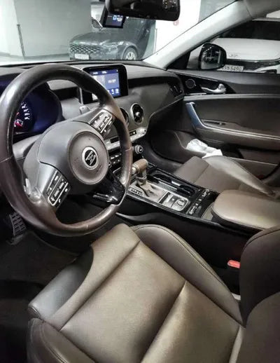 2017 Kia Stinger VIN: