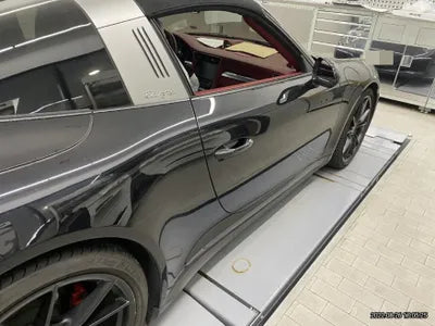 2017 Porsche 911 Targa VIN:
