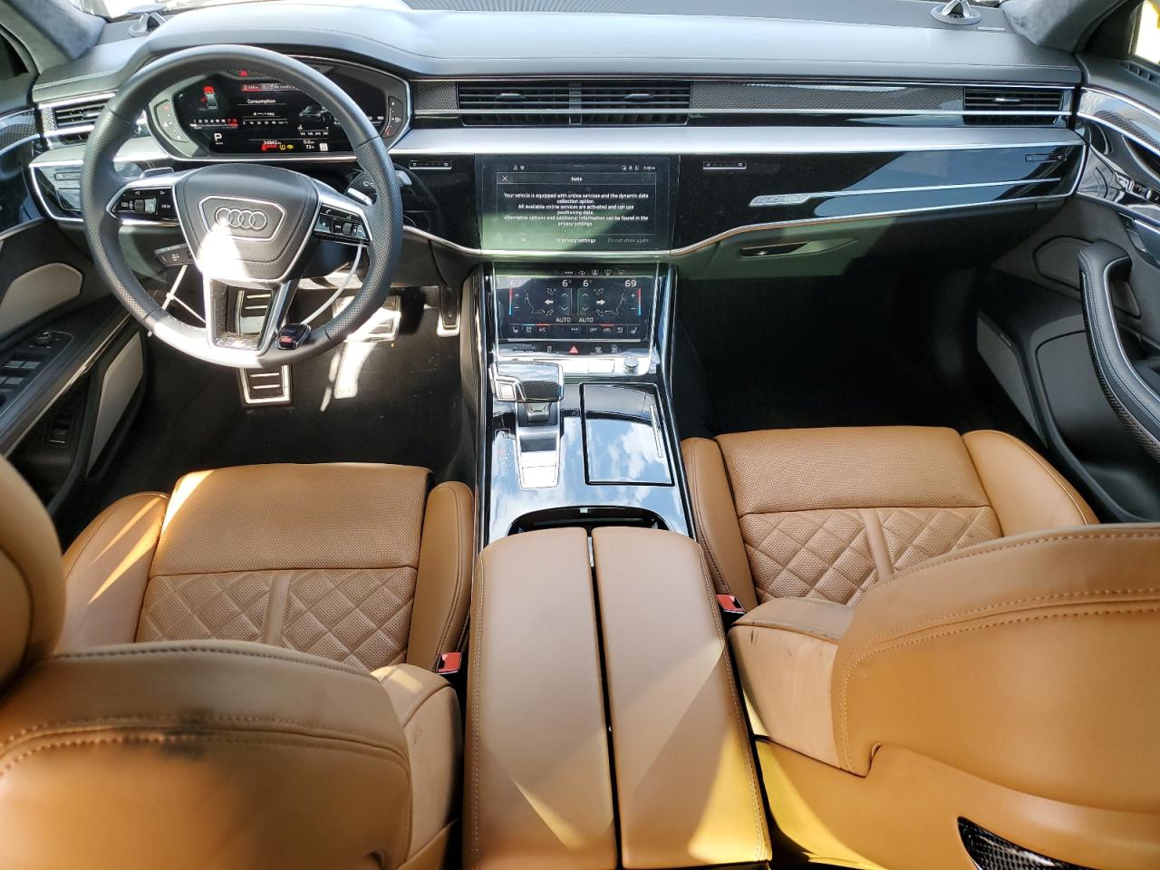 2022 AUDI S8  VIN:WAULSBF82NN006809