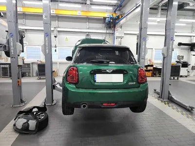2021 MINI Cooper VIN: