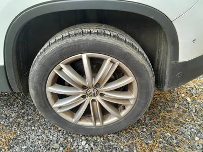 2016 Volkswagen Tiguan WVGZZZ5NZGW008238 VIN:WVGZZZ5NZGW008238